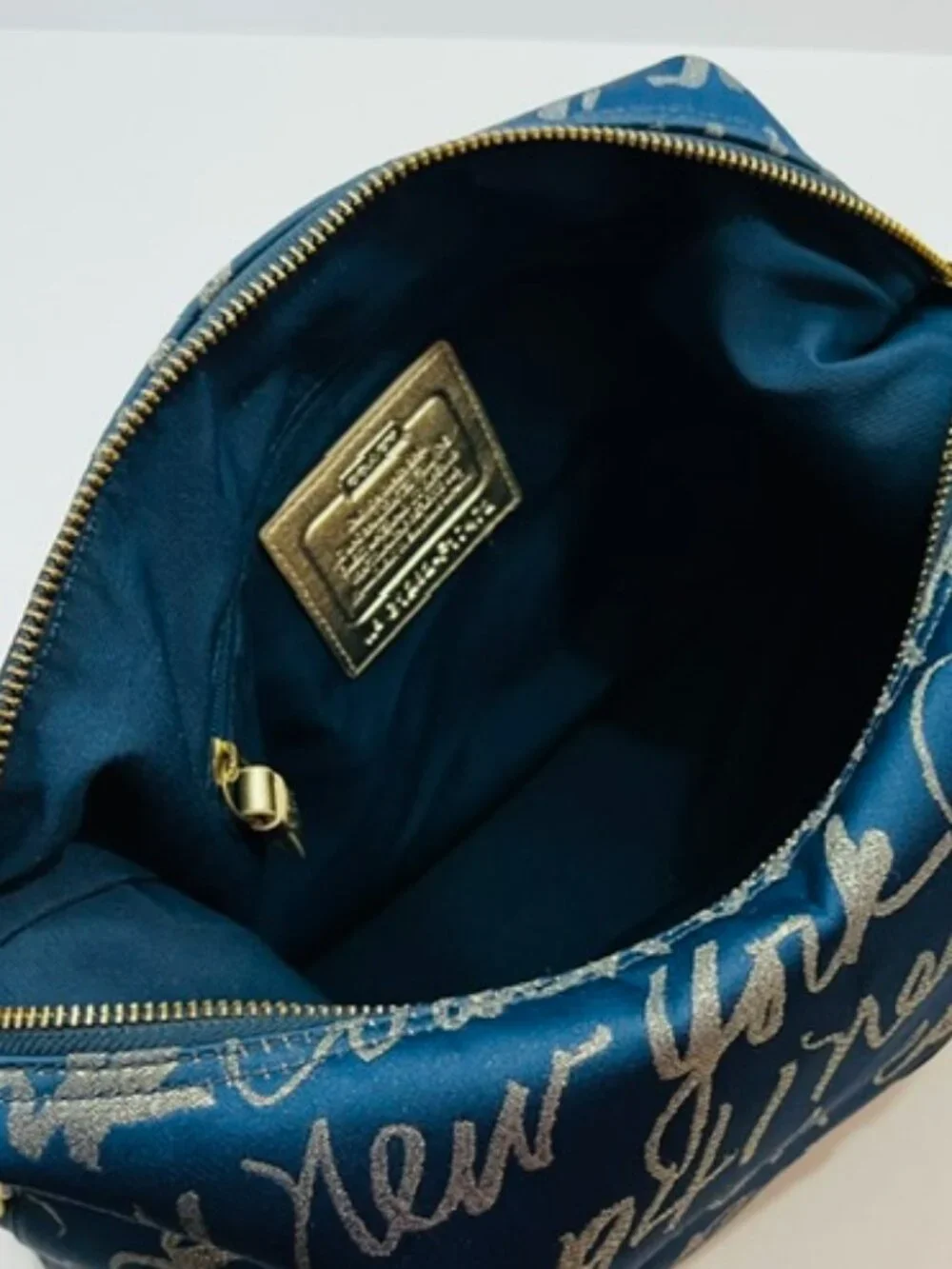 COACH Ltd Ed. 1941 NY Poppy Lurex Celeb. Soho Hobo 2 Heart Bag Navy CertofAuth - Picture 16 of 16